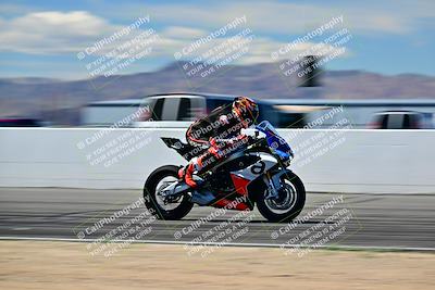 media/Mar-25-2024-Moto Forza (Mon) [[8d4319bd68]]/3-Intermediate Group/Session 4 (Front Straight Speed Pans)/